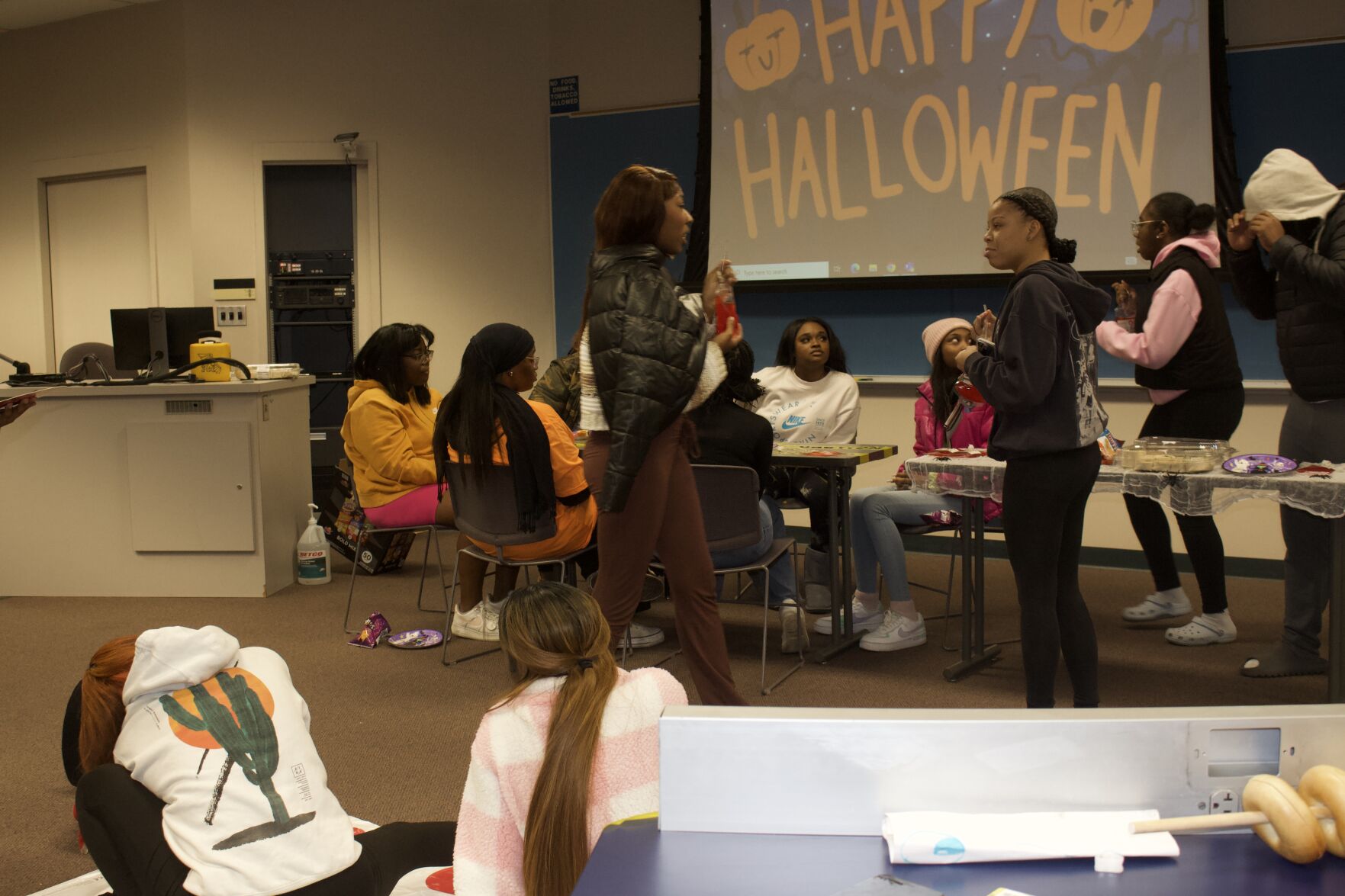 Students Celebrate Halloween With BSU | Lifestyles | Griffonnews.com