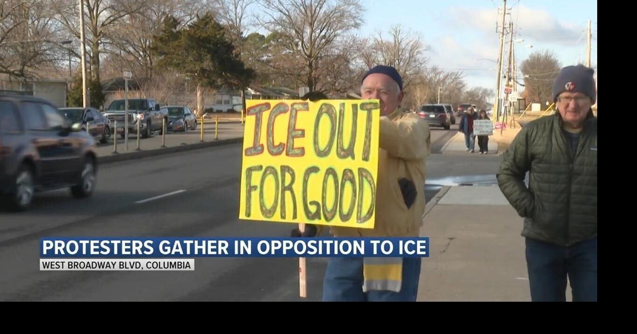Protests held in mid-Missouri in response to fatal ICE shooting in Minneapolis