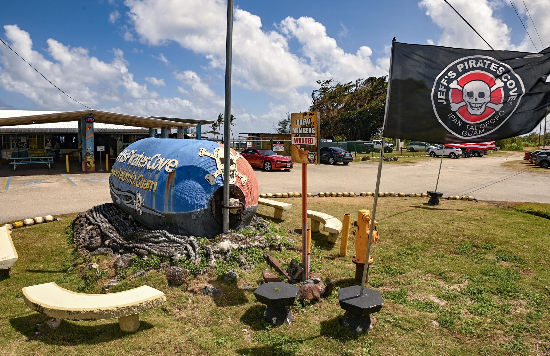 Jeff's Pirates Cove gets a new sign | Multimedia | guampdn.com