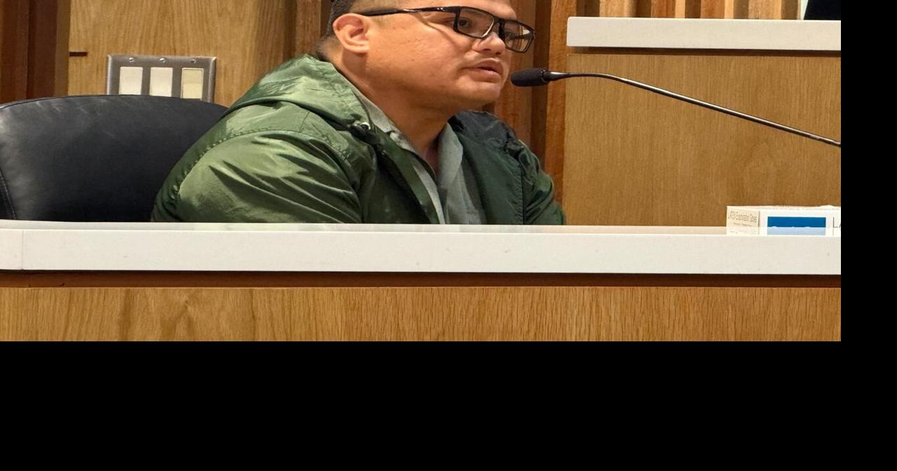 DOC officer testifies seeing former colleague smuggle contraband to inmate brother