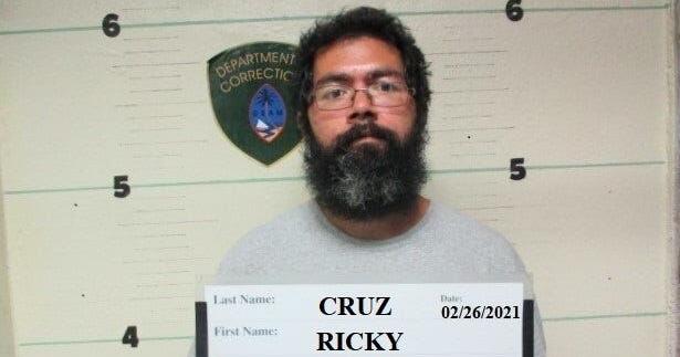 Man convicted of molesting girl sentenced to 10 years | News | guampdn.com