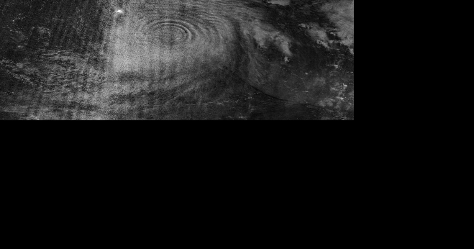 NASA imagery shows Sinlaku 'gravity waves', could be a predictor of storm intensity