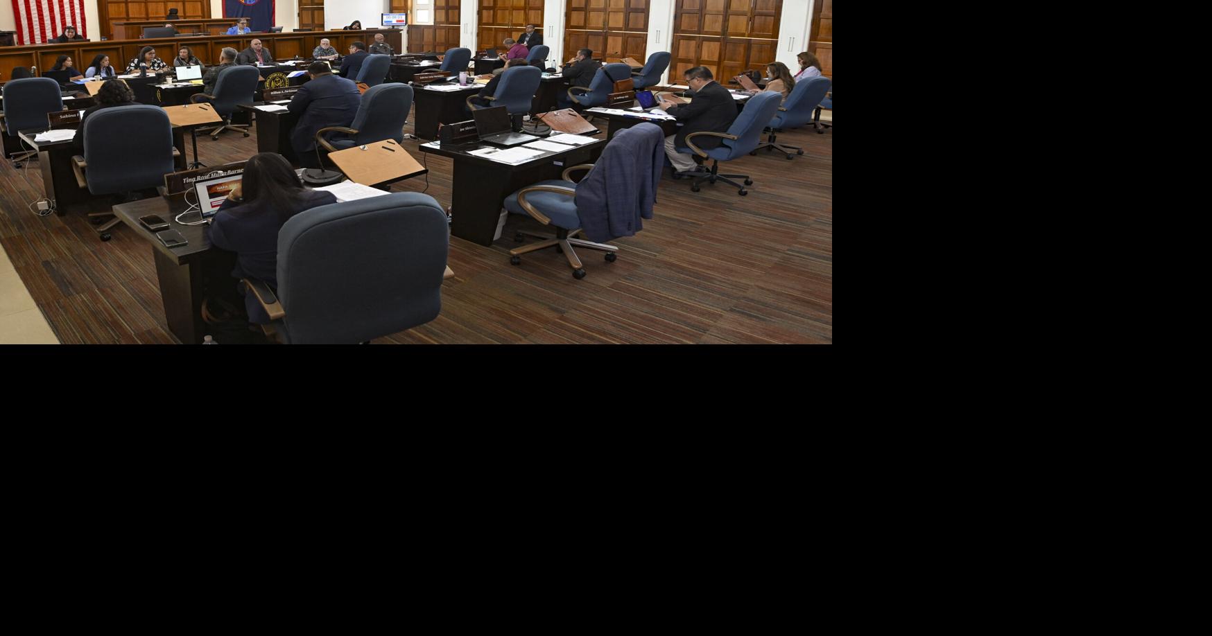 Lawmakers back to session Monday on governor's budget counteroffer