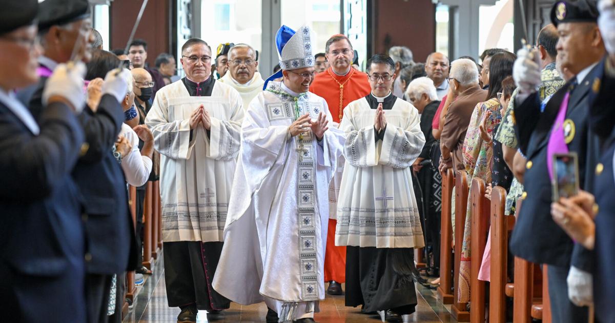 Archdiocese congratulates Archbishop Ryan Jimenez on his 1-year anniversary
