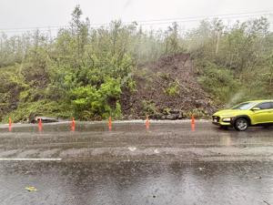 Lanes closed on Nimitz Hill after landslide