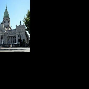 General strike to protest Milei's labor reforms starts in Argentina