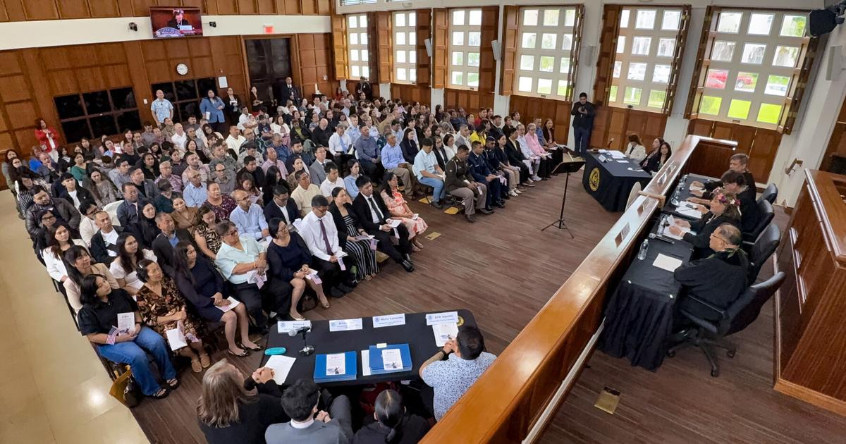PHOTOS: 75 become new US citizens on the 75th anniversary of Organic Act