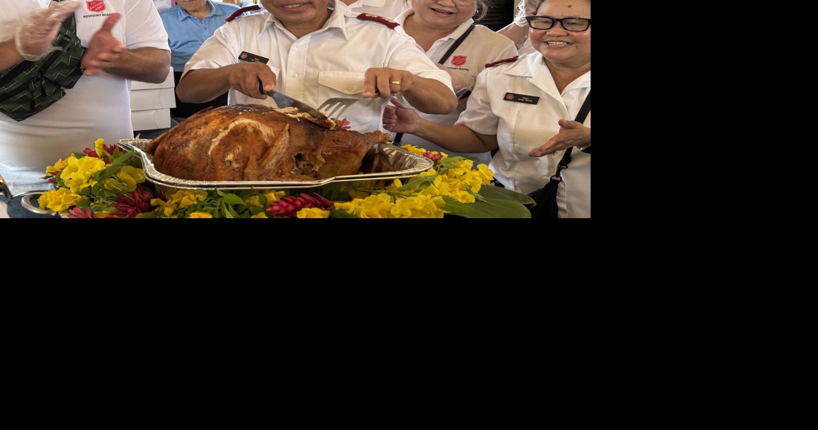 Thanksgiving luncheon brings together community, record-high volunteers