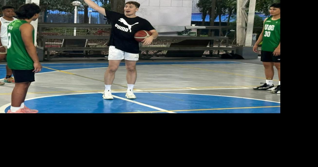 John Wilson conducts basketball clinic for UOG players