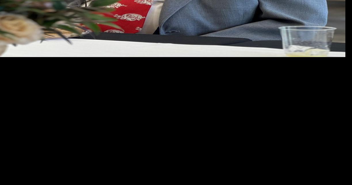 Floral man, 95, donates uniform to UAFayetteville News