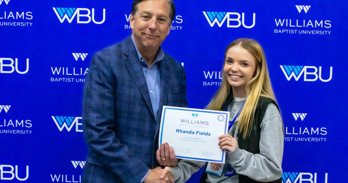 Vips Registeration Area students welcomed during VIP registration | News | guardonline.com