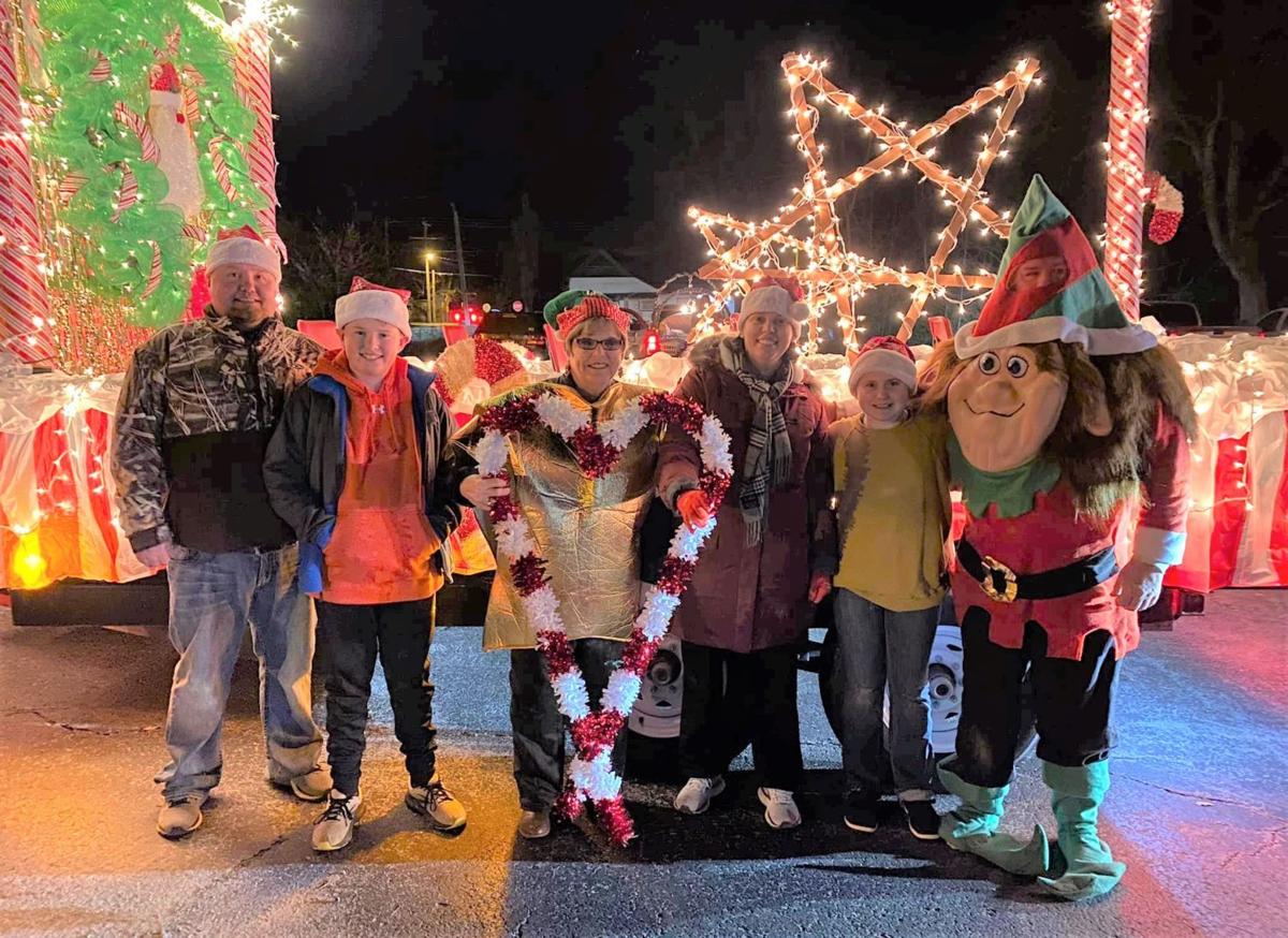 Newark Christmas Parade 2022 Merry Christmas From Cedar Ridge | News | Guardonline.com