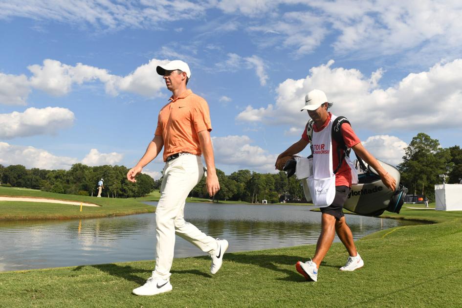 Johnson Leads As Field Gains At Tour Championship Sports Gwinnettdailypost Com
