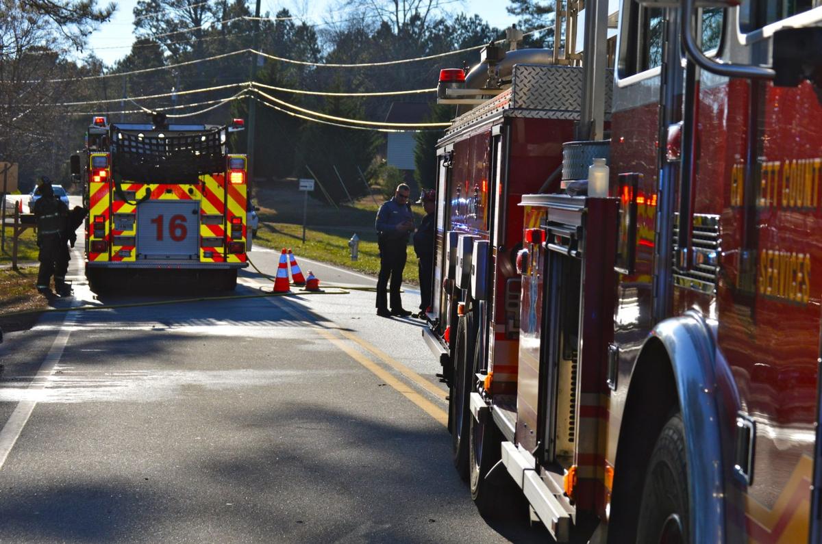 Fatal mobile home fire in Dacula Slideshows