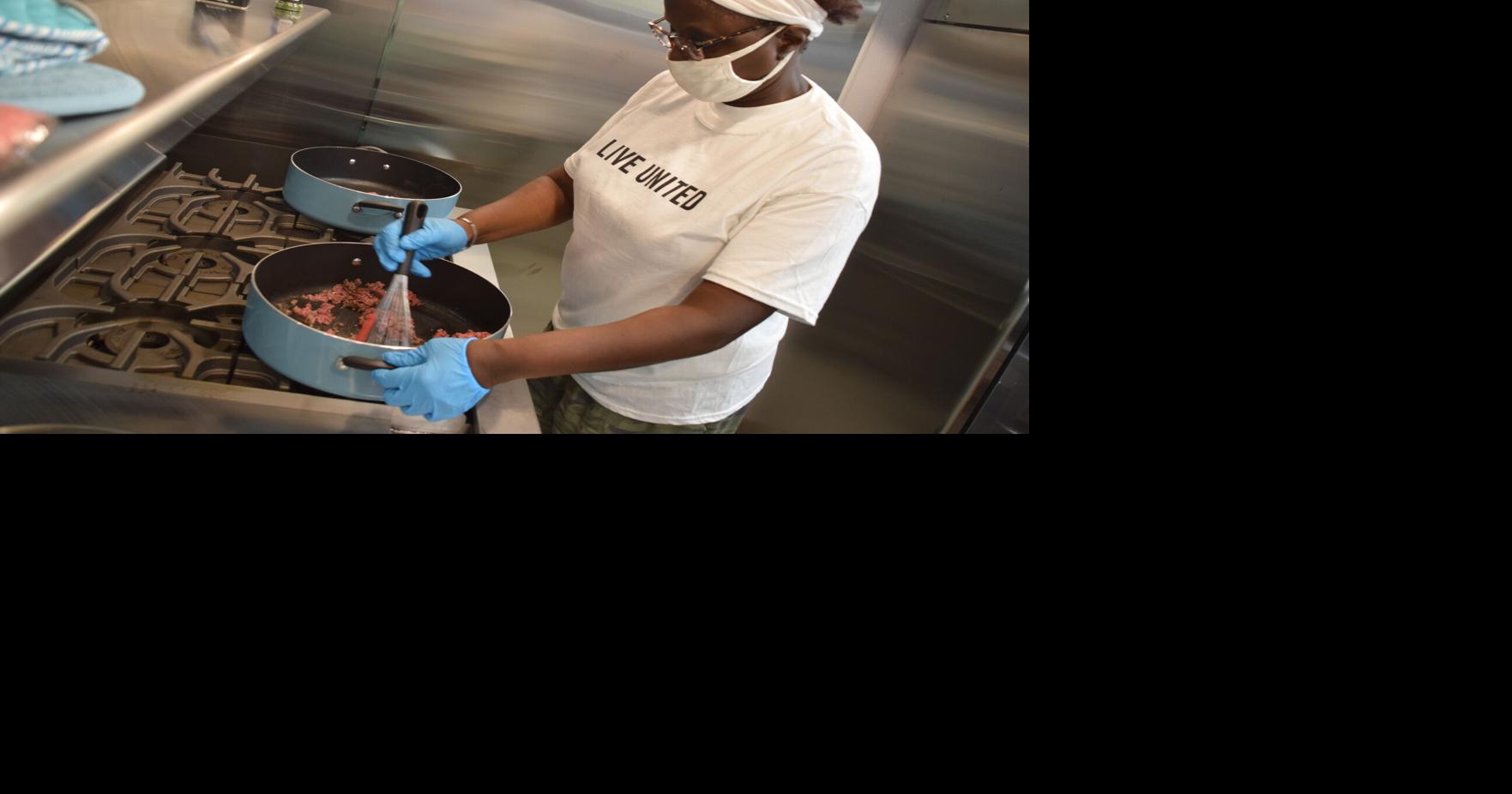 PHOTOS: United Way volunteers make meals for HomeFirst Gwinnett shelter ...
