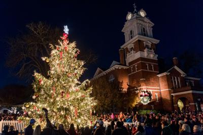 Annual Lighting Of The Tree Event Draws Hundreds To Downtown Annual Lighting Of The Tree Event Draws
