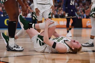Baylor Victory Overcomes Pall From Injury To Cox In Ncaa Women S