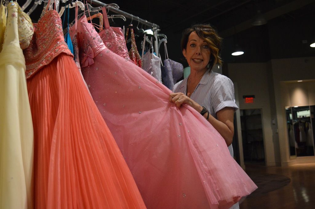 Nonprofit offering affordable dresses finds home at