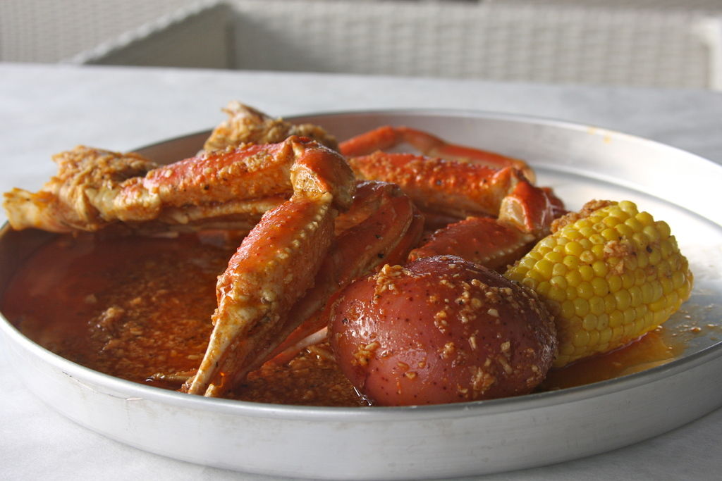 THE DISH The Juicy Crab Dining