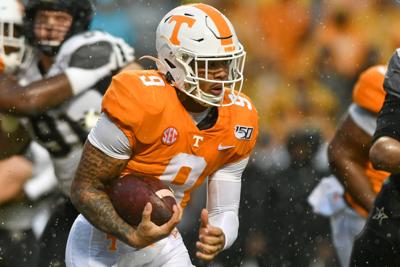 Tennessee Rb Tim Jordan Arrested On Gun Marijuana Charges