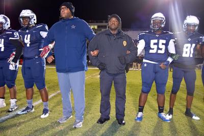 South Gwinnett Grayson Players Honor Officer Antwan Toney Before