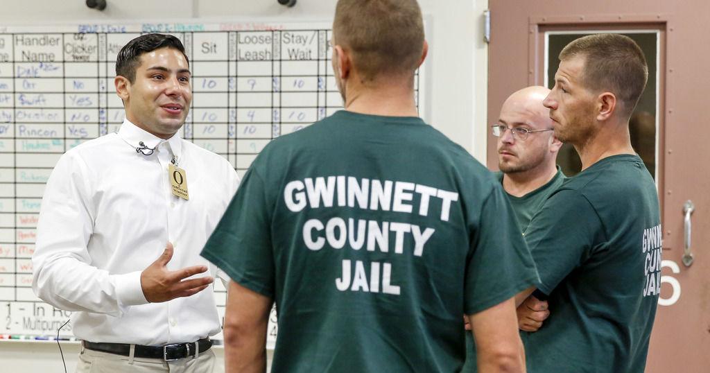 Canine companion saves life of former Gwinnett County jail inmate ...