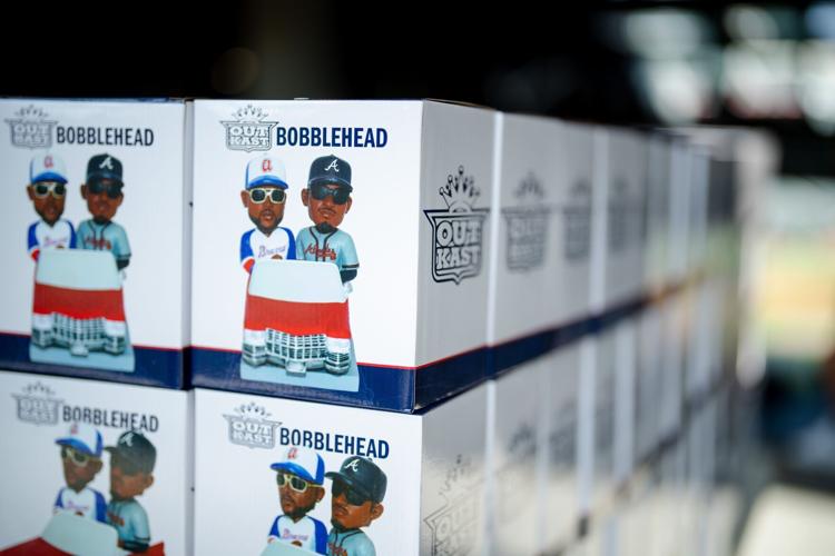 Braves Outkast Bobblehead 2.jpeg