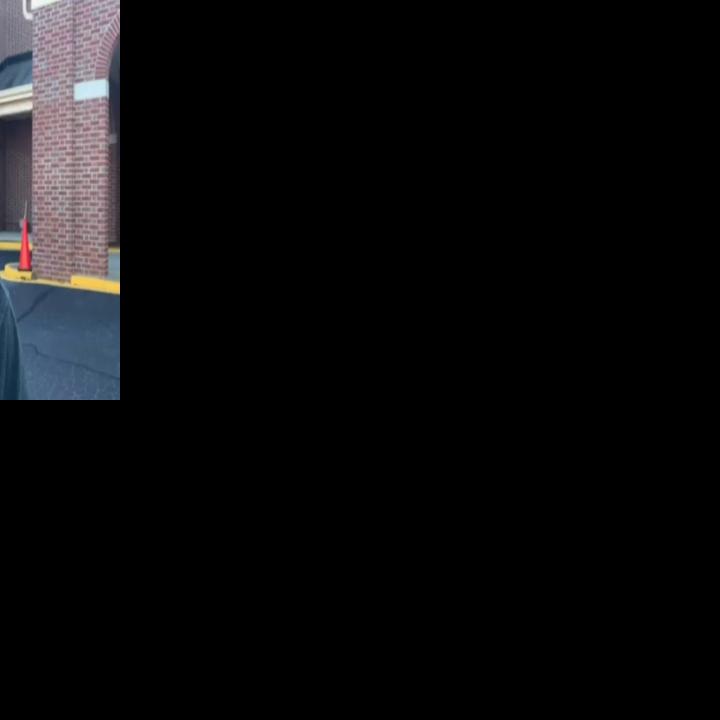 Voters head to the polls in Lawrenceville for Senate runoff election