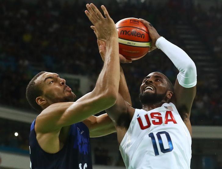 U S Men S Basketball Takes Top Spot With Nervy Win Over France