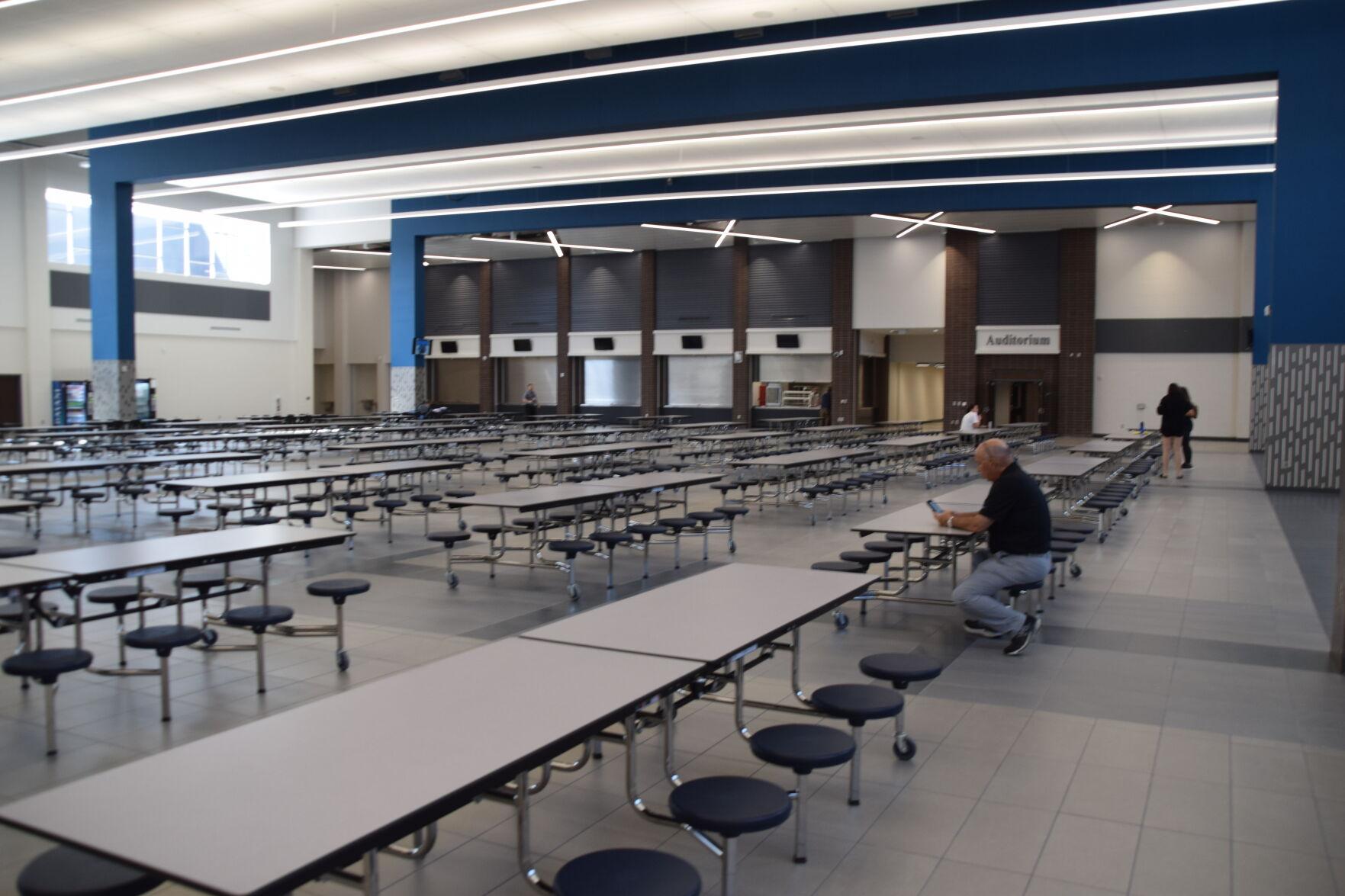 PHOTOS A look inside Seckinger High School Slideshows