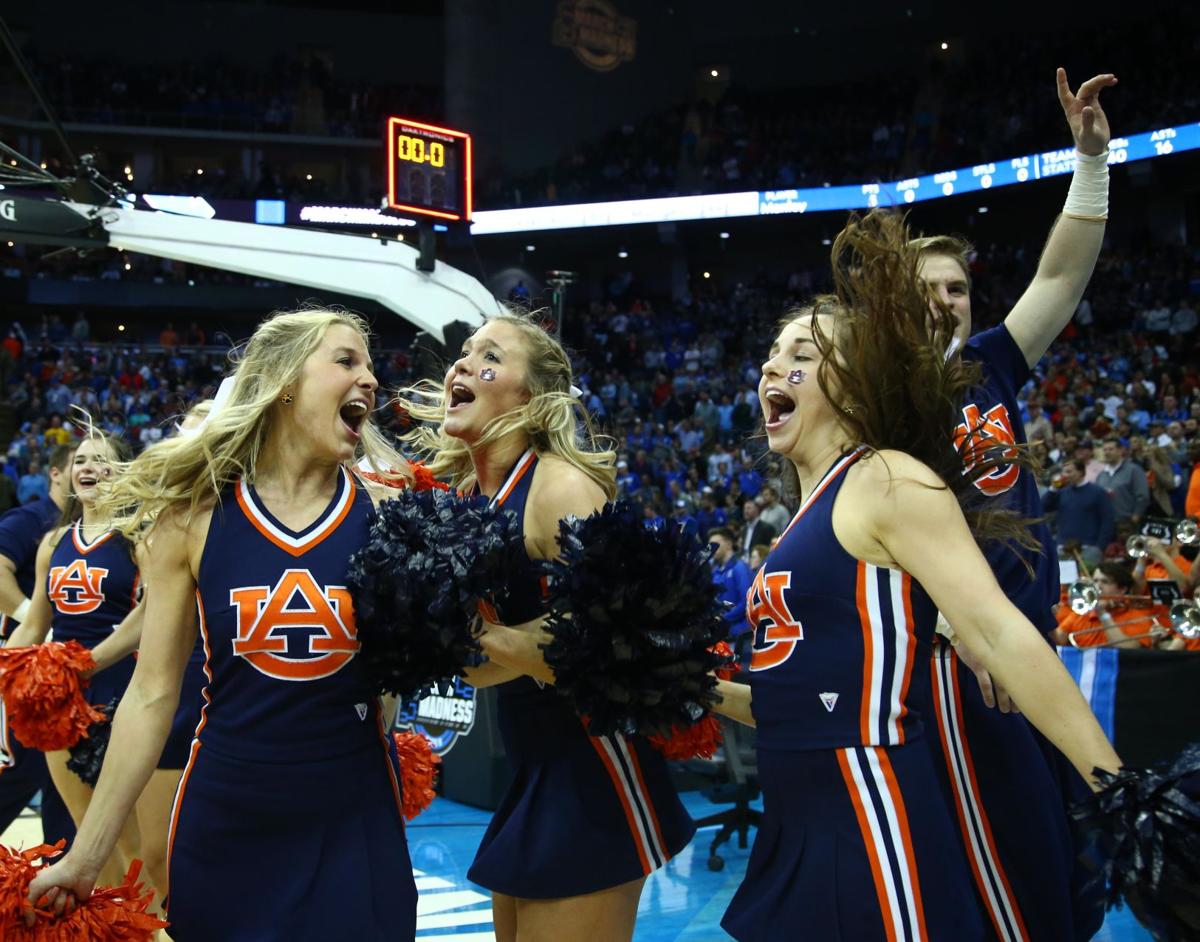 Photos Ncaa Basketball Tournament March 29 Sports
