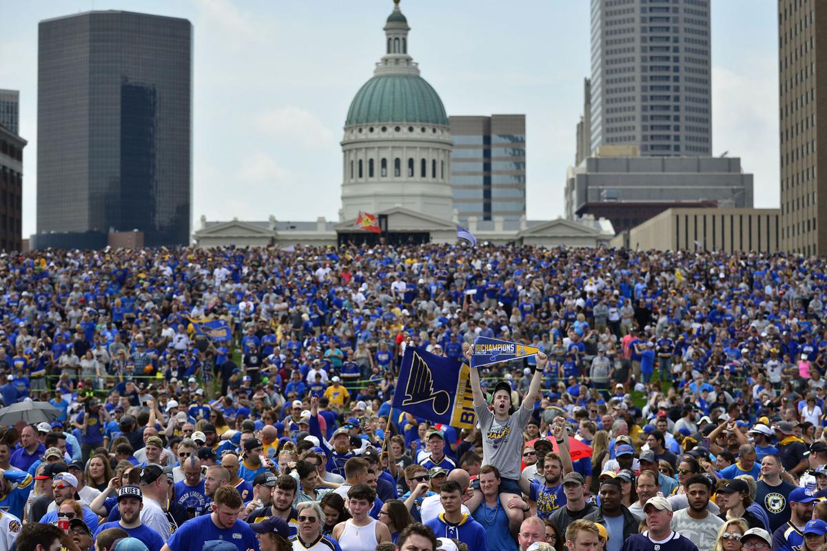 St. Louis Blues celebrate Stanley Cup title while it rains on their parade | Sports ...