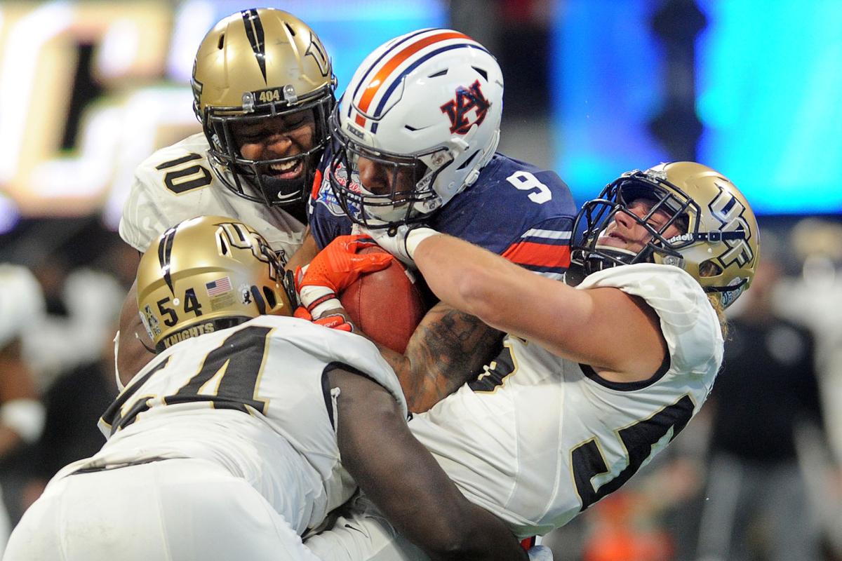 Central Florida Completes Perfect Season Beats Auburn In Peach