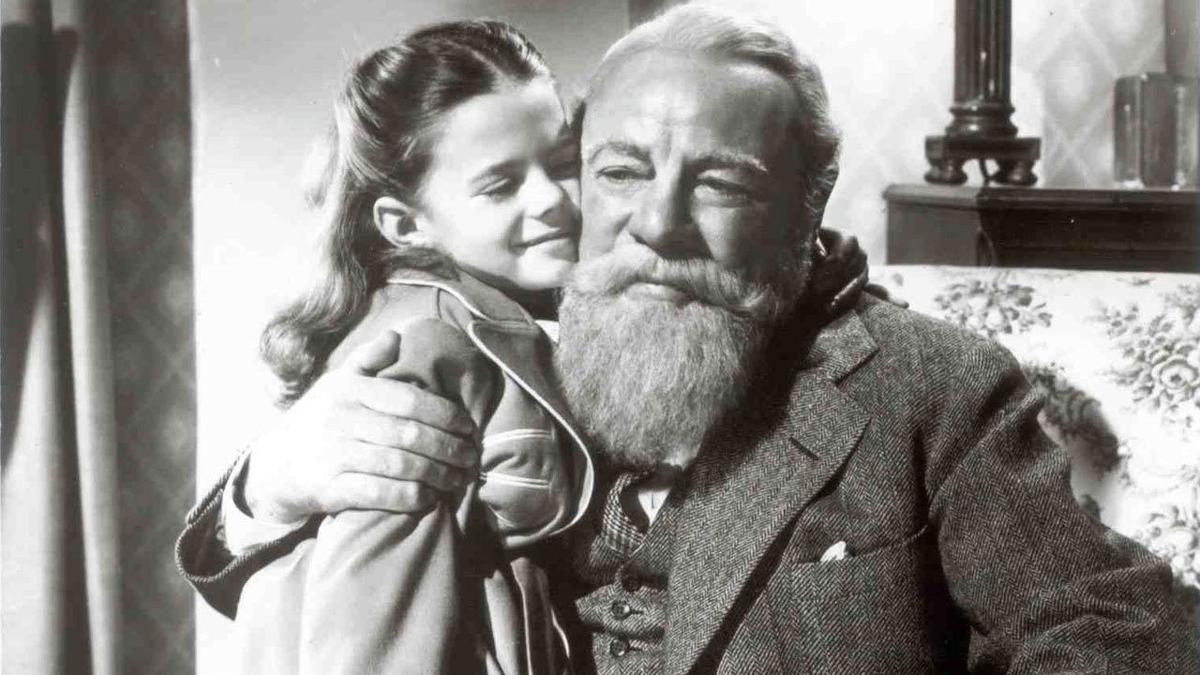 Christmas Movie Black And White Black And White Films Color The Holidays With Christmas Spirit Movies Gwinnettdailypost Com