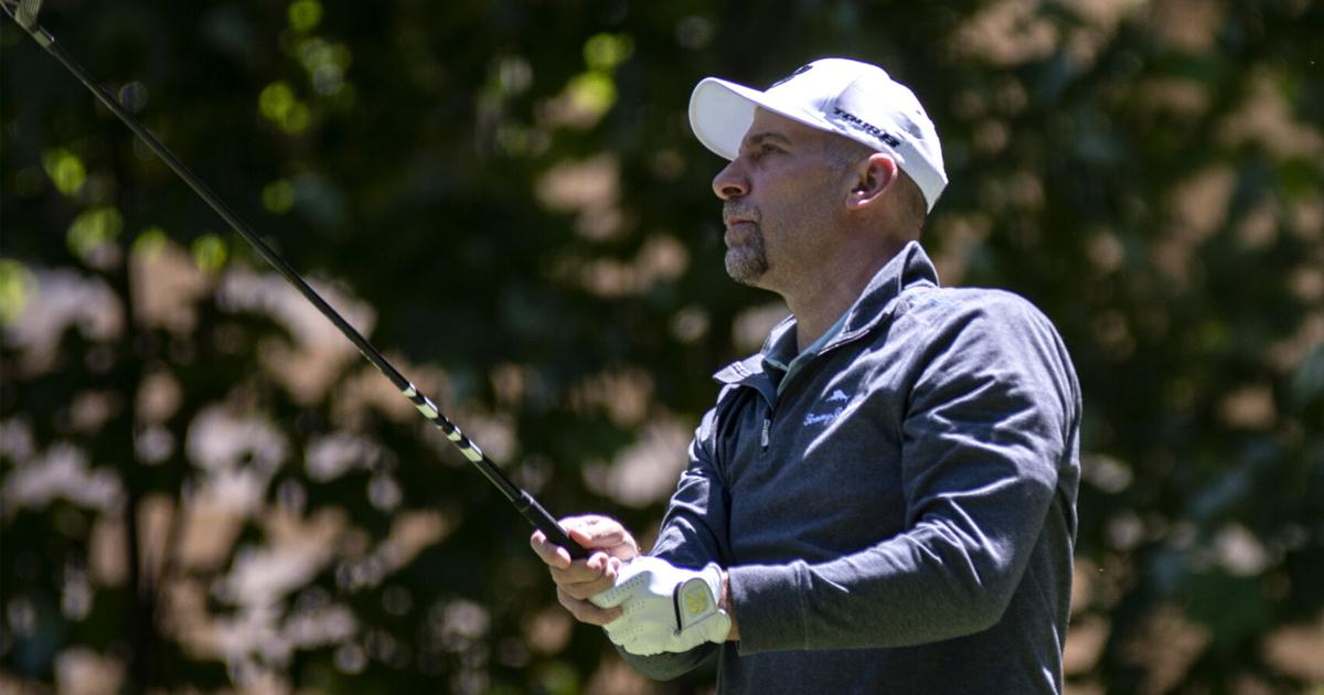 Braves legend John Smoltz teeing it up with PGA Tour Champions pros in  Mitsubishi Electric Classic, Sports