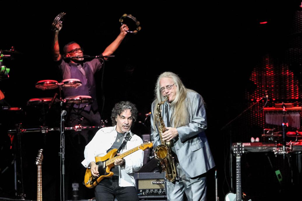 Hall & Oates, Tears for Fears deliver classics during stop at Infinite