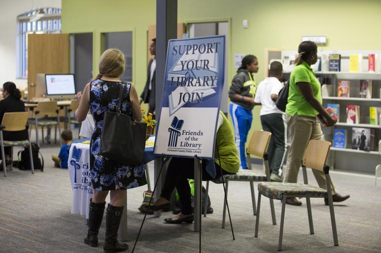 Lilburn leaders celebrate new City Hall, library opening