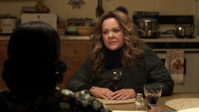 Movie Review The Kitchen Shows Mccarthy Should Stick To Drama