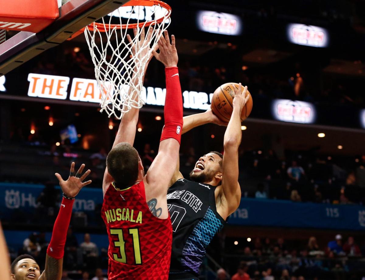Resultado de imagen de hornets 121-110 hawks