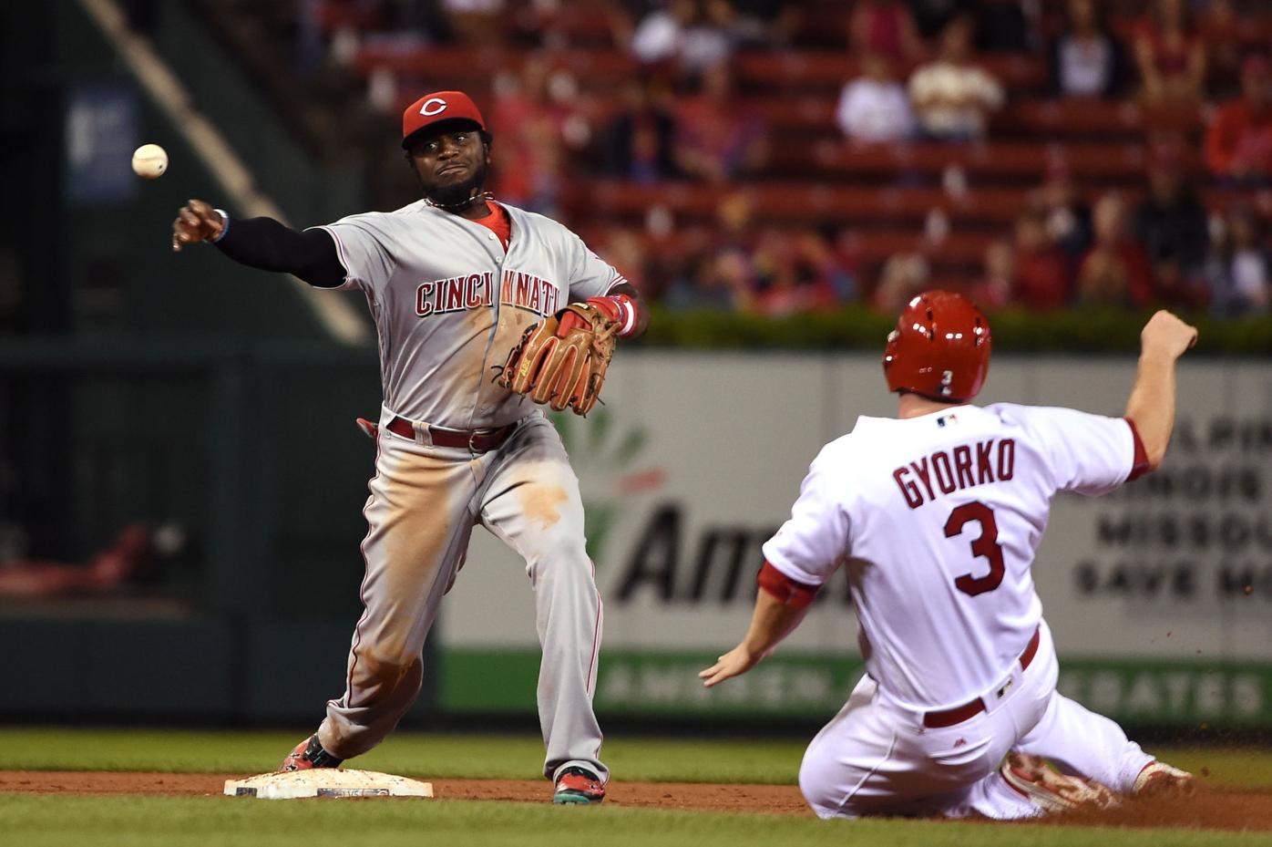 Cincinnati Reds agree to trade Brandon Phillips to Atlanta Braves