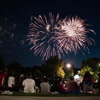 Here's where to watch fireworks this weekend in Gwinnett County