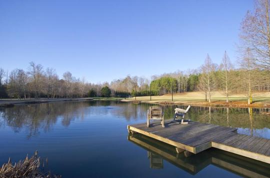 LIVE LIKE A STAR: Former Atlanta Braves pitcher John Smoltz's Georgia