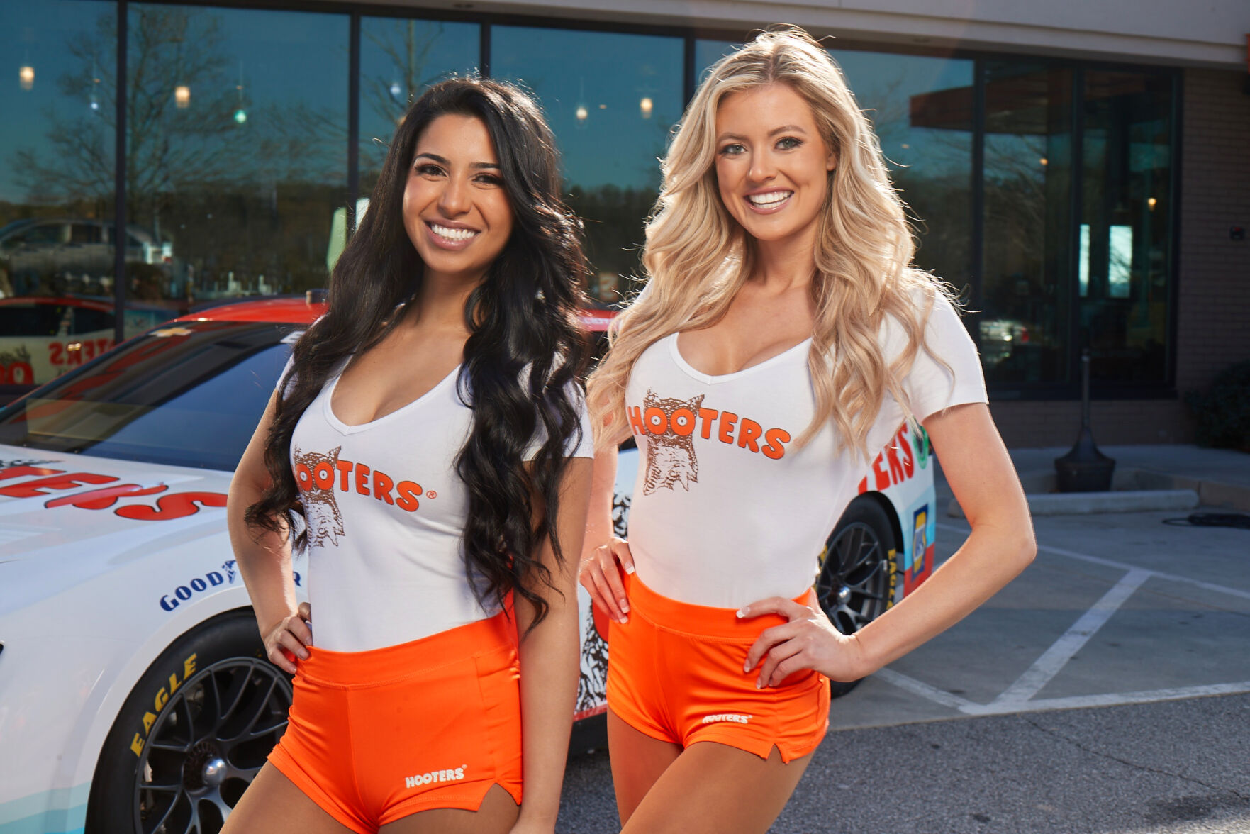 Gwinnett Hooters restaurant played host 
