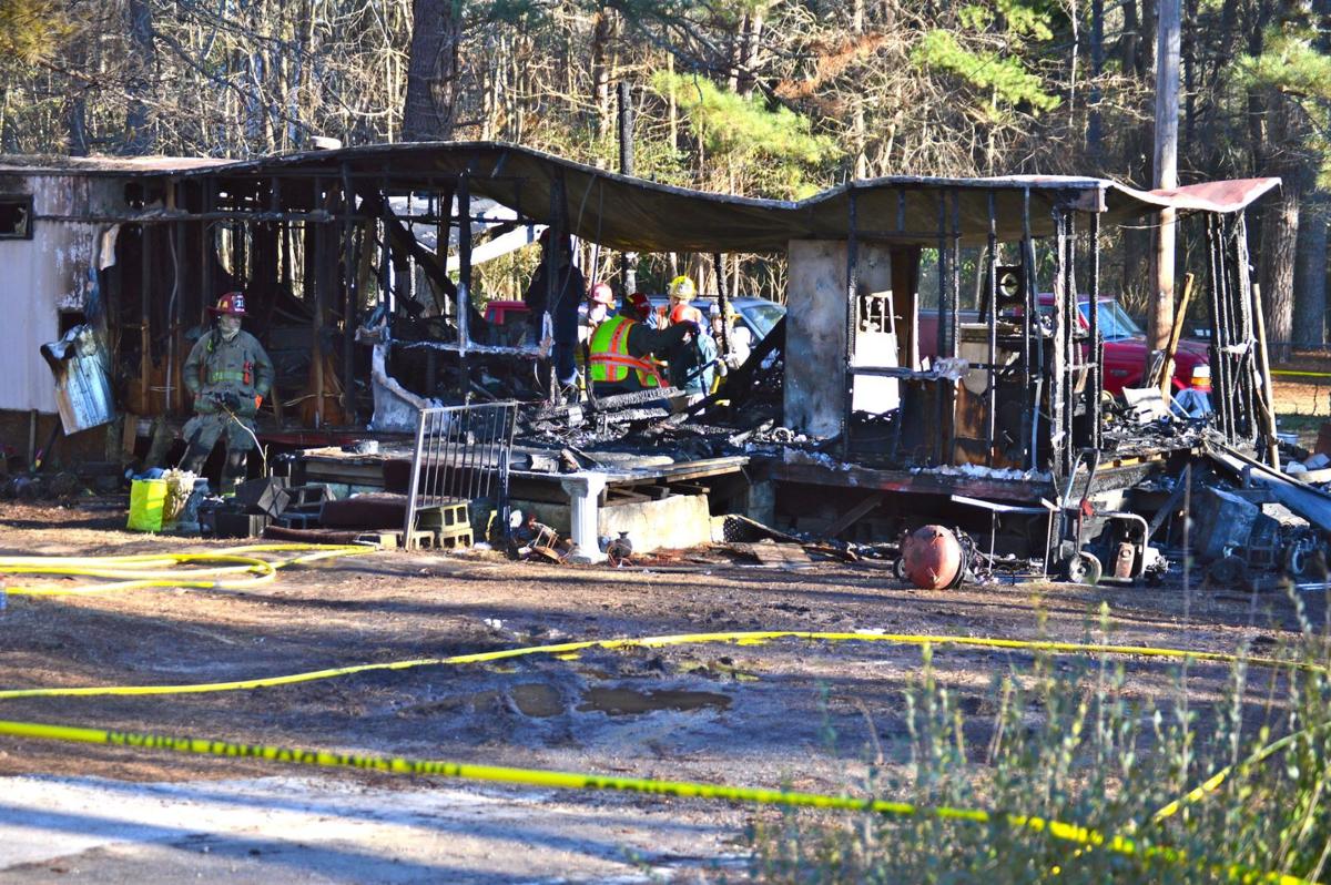 Fatal mobile home fire in Dacula Slideshows