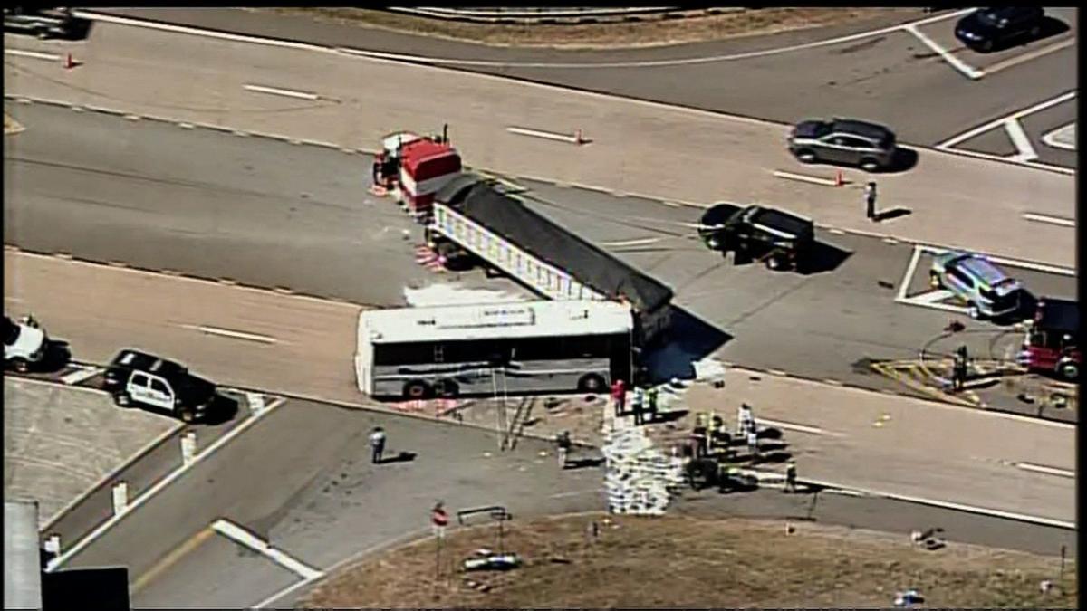 Tour bus crash in Gilmer County kills 1, injures 43 News