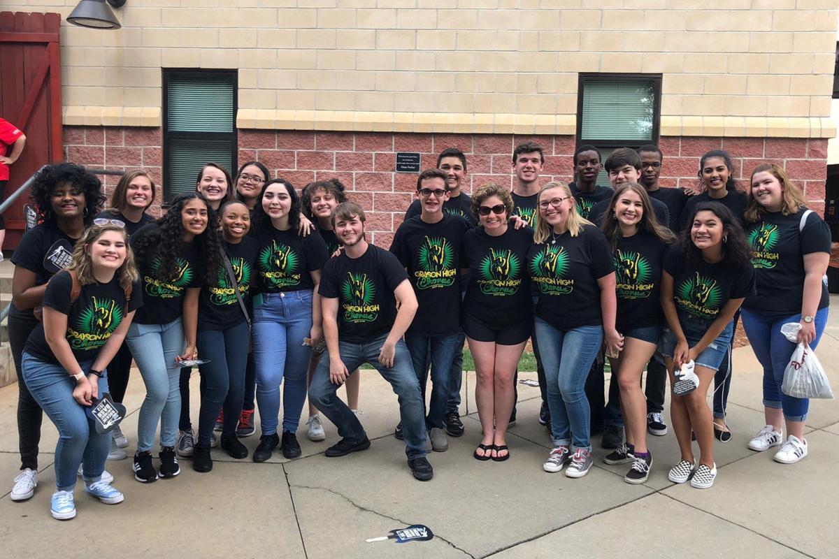 Grayson High School Chorus sings with Foreigner Slideshows