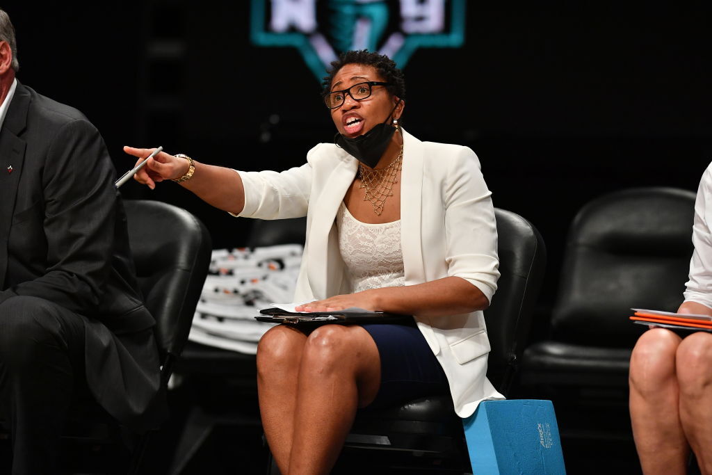 CHICAGO, IL - JUNE 17: Atlanta Dream head coach Tanisha Wright