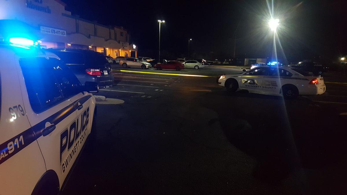 Two Shot Killed Outside Duluth Bar News Gwinnettdailypost Com