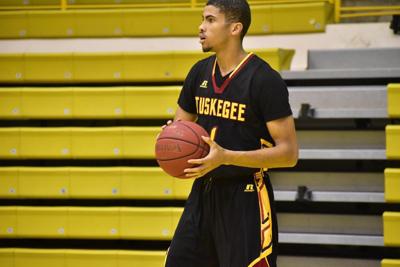 Collins Hill Grad Daniel Roach To Play Pro Basketball In Germany