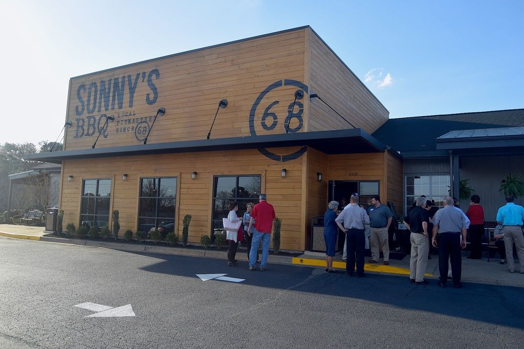Lawrenceville Sonny’s BBQ celebrates new look with grand reopening